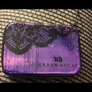 Urban Decay Feminine palette